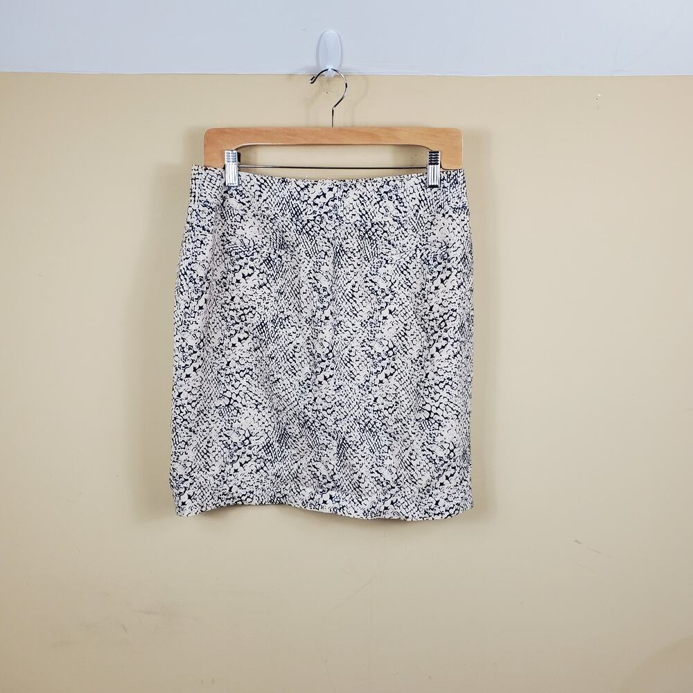 4/$25 Carole Little Printed Skirt Women's Size 6